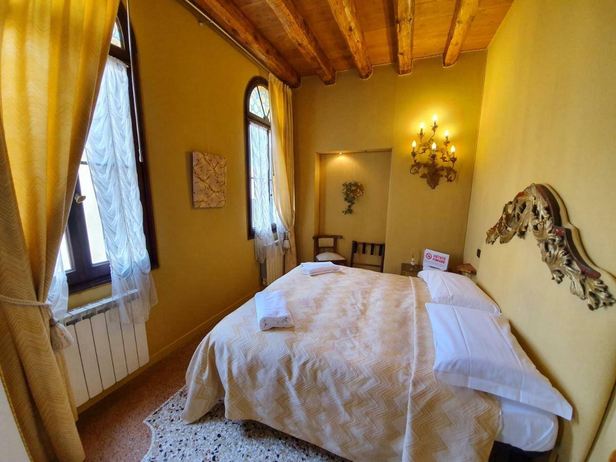 Alloggi Alla Rivetta Venedig Exterior foto