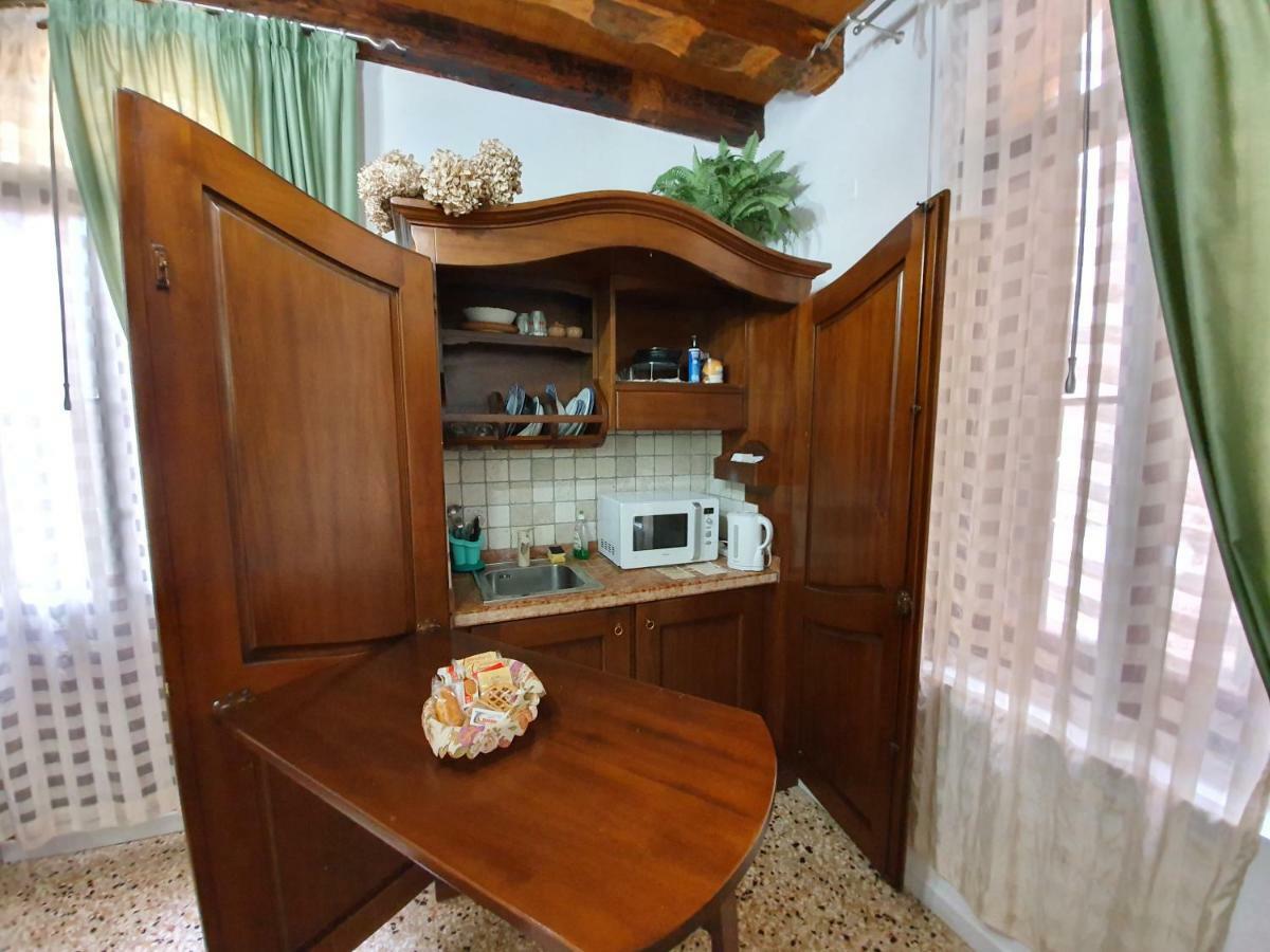 Alloggi Alla Rivetta Venedig Exterior foto